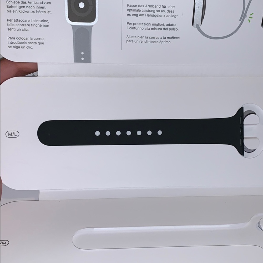Apple Watch series 4 m/l band